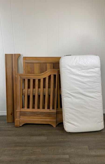 used Bertini Baby Pembrooke Crib, 2016