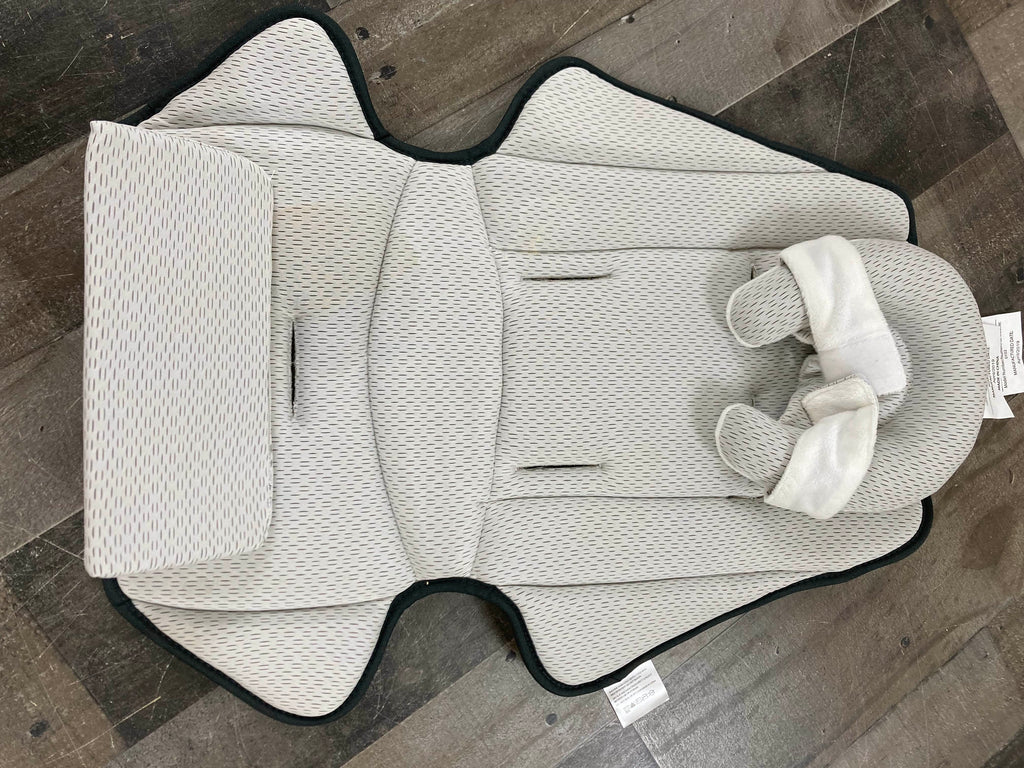 UPPAbaby Infant SnugSeat