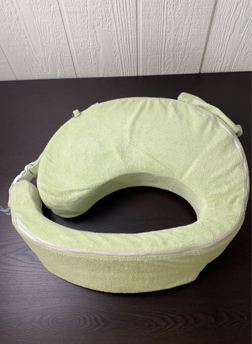 secondhand My Brest Friend Deluxe Nursing Pillow, light green