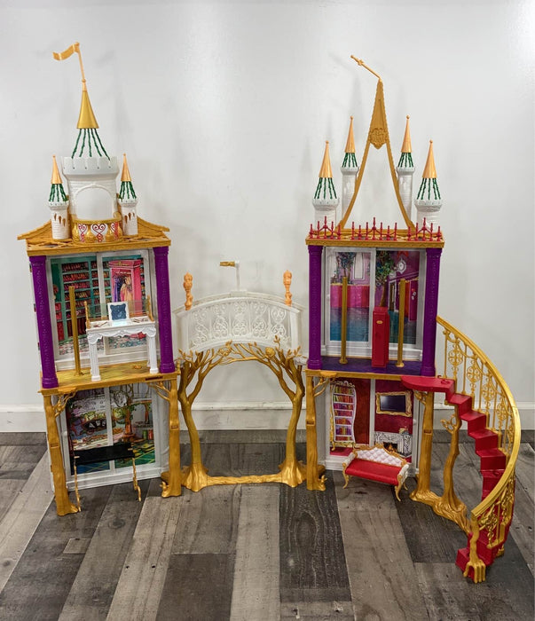 used Ever After High 2-in-1 Castle Playset