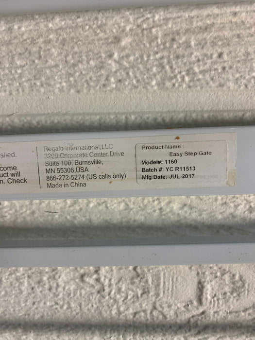 used Regalo Easy Step Gate