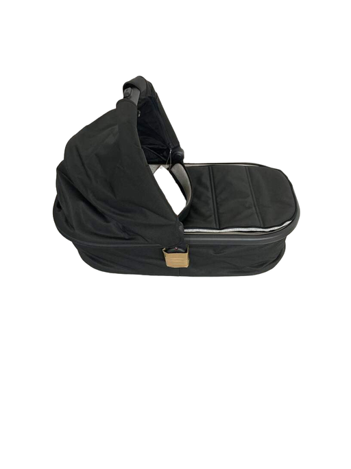 Shop UPPAbaby V2 Bassinet, Jake (Black) at GoodBuy Gear