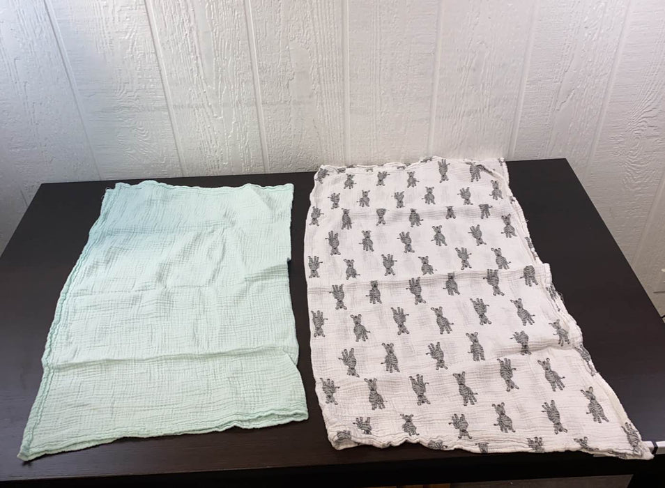 used BUNDLE Muslin Blankets