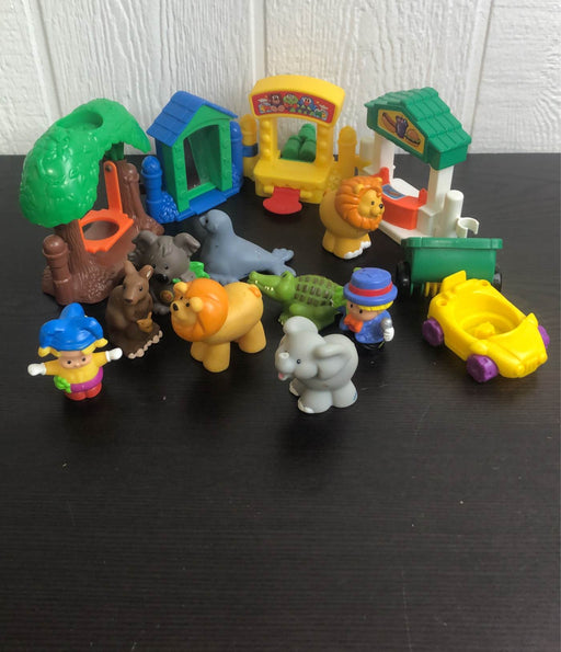 used BUNDLE Little People
