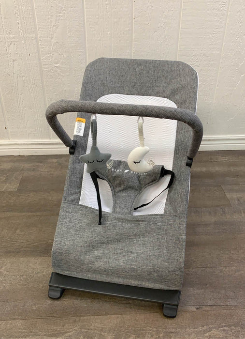 used Baby Delight Aura Deluxe Portable Rocker & Bouncer