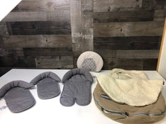 used BUNDLE Infant Travel Accessories