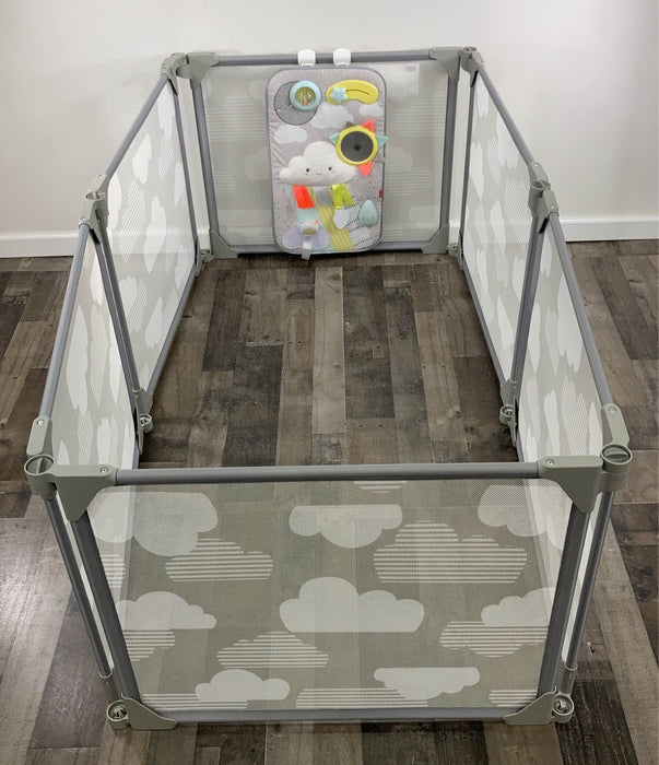 secondhand Skip Hop Playview Expandable Enclosure