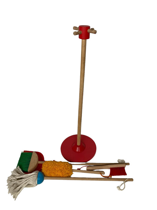 secondhand Melissa & Doug Let’s Play House! Dust! Sweep! Mop!