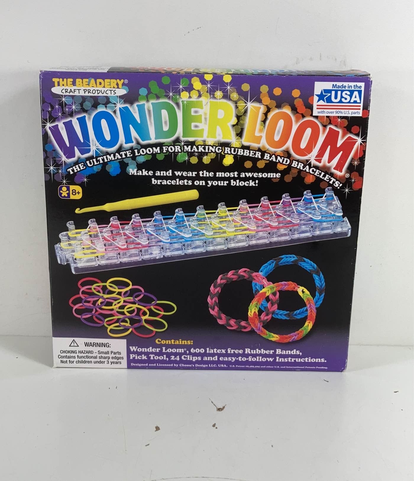 Wonder Loom: the Ultimate Loom for Making Rubber Band Bracelets (The  Beadery) 