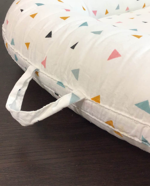 secondhand Newborn Lounger