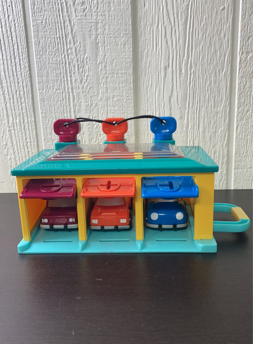 secondhand Battat 3 Car Garage Play Set