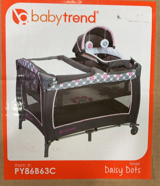 used Baby Trend Lil Snooze Deluxe II Nursery Center, Daisy Dots