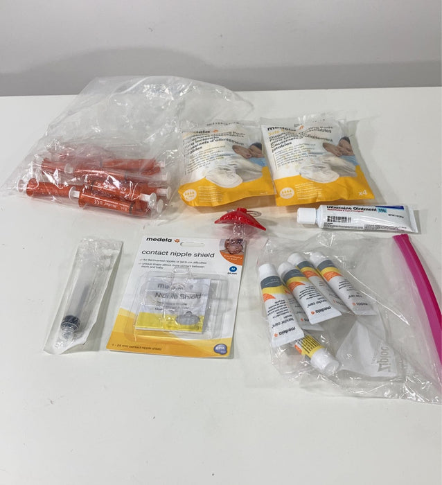 Shop BUNDLE Medela Accessories at GoodBuy Gear
