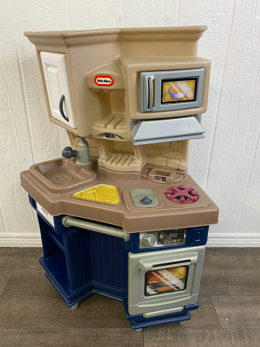 secondhand Little Tikes Super Chef Kitchen