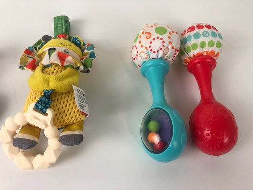 secondhand BUNDLE Grasping Toys