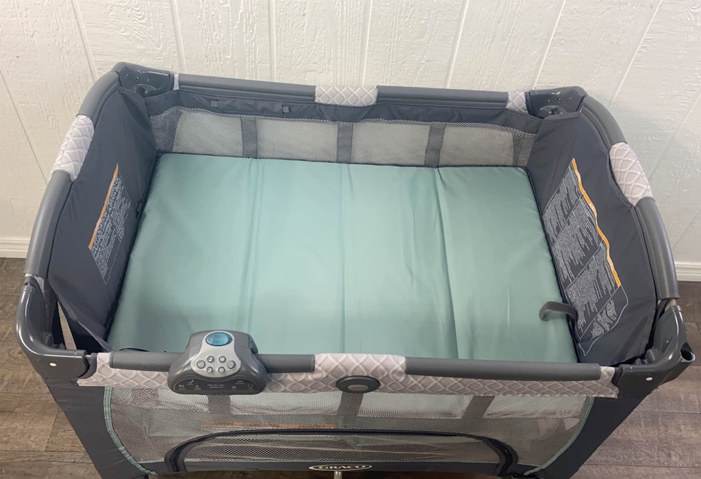 used Graco Pack 'n Play Portable Seat & Changer Playard