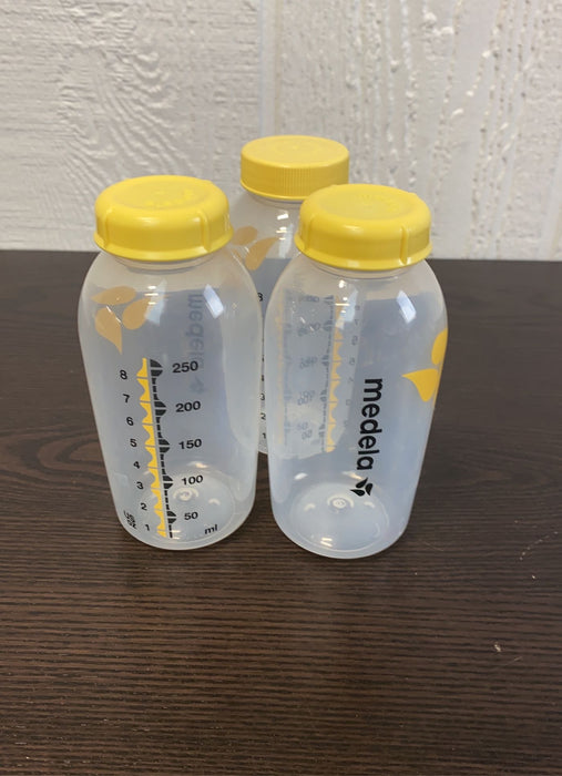 Shop BUNDLE Medela Accessories at GoodBuy Gear