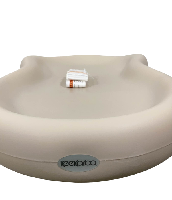 Shop Keekaroo Peanut Changing Pad, Vanilla at GoodBuy Gear