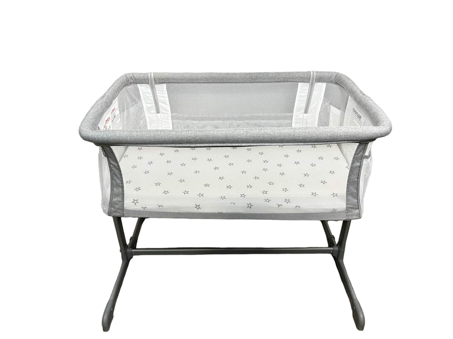 Milliard Bedside Sleeper Bassinet