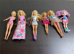 used BUNDLE Barbies
