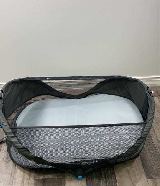 used Munchkin Brica Fold 'n Go Travel Bassinet