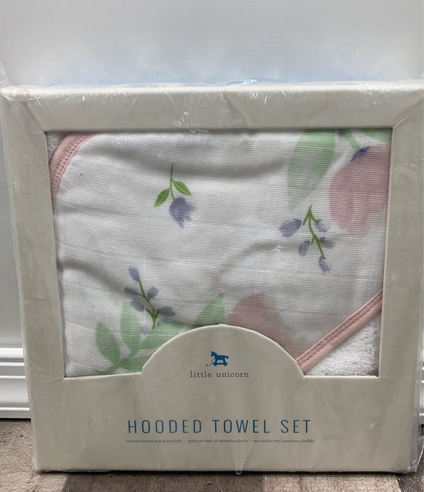 Shop Little Unicorn Hooded Towel Set, Pink Peony at GoodBuy Gear
