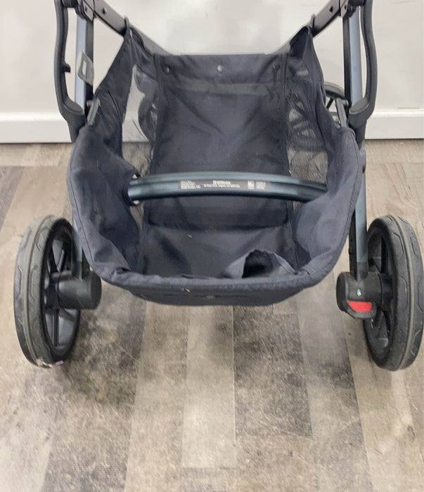 UPPAbaby VISTA Stroller, Jake (Black), 2015- HIDDEN TO REMOVE BUMPER BAR AND NEW PHOTOS