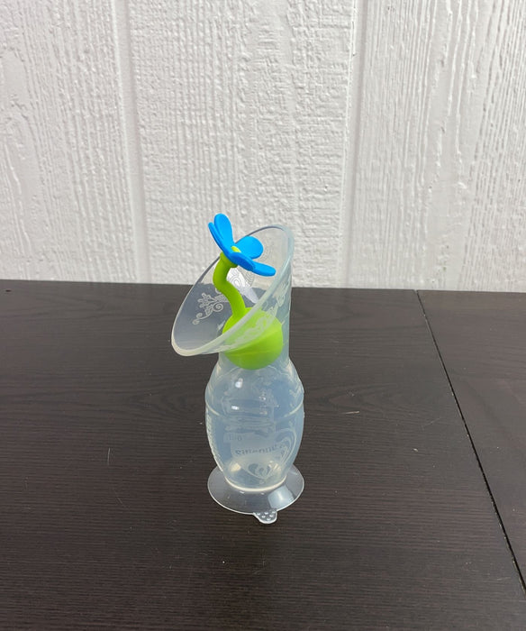 Shop Haakaa With Flower Stopper at GoodBuy Gear