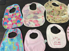 secondhand BUNDLE Baby Bibs