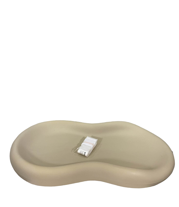 Shop Keekaroo Peanut Changing Pad, Vanilla at GoodBuy Gear