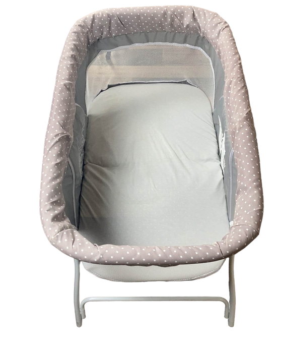 Shop Dream On Me Traveler Portable Bassinet at GoodBuy Gear