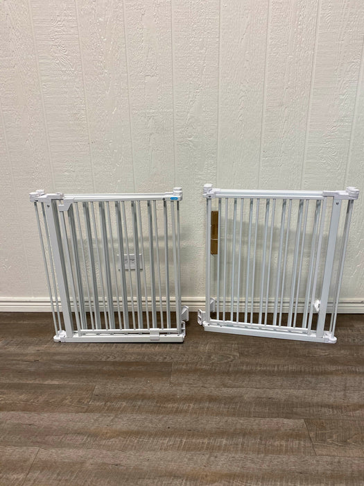 secondhand Regalo Double Door Super Wide Safety Gate