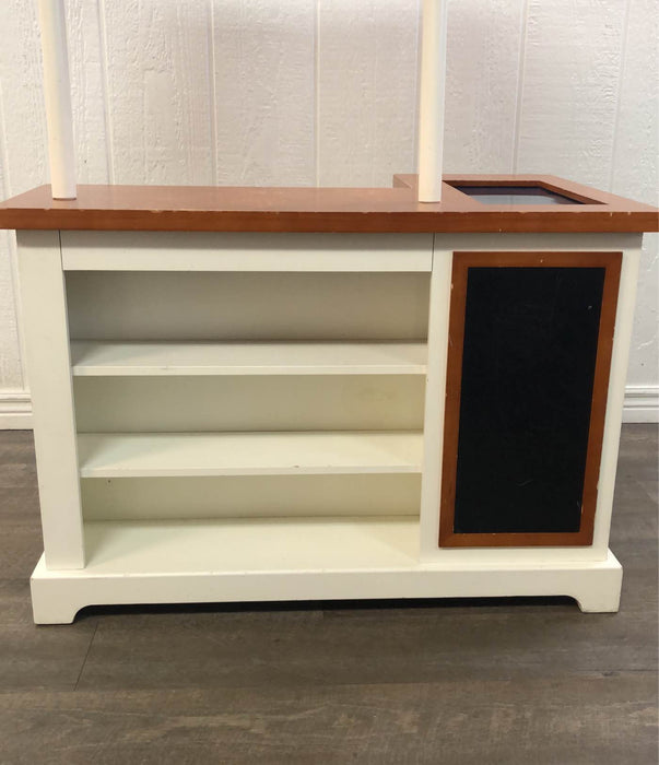 secondhand Food Stand