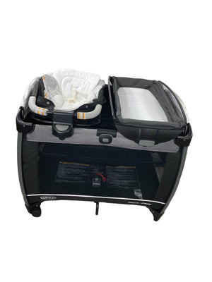 Graco - Pack 'n Play Rock 'n Grow Playard