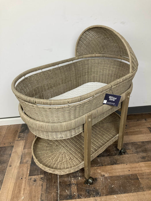 used Restoration Hardware Baby & Child Heirloom Wicker Bassinet