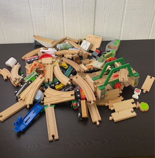 used BUNDLE Trains And Tracks, Thomas & Friends