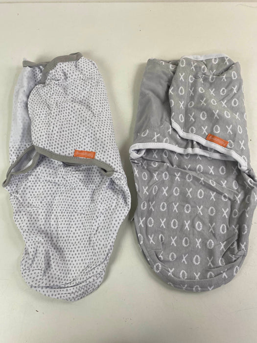 used SwaddleMe Original Swaddle Wrap With Easy Change 2pk, Kiss Ya S/M 0-3 months