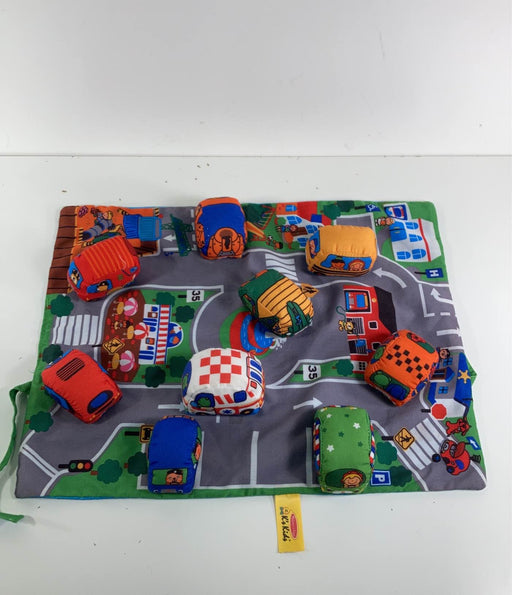 secondhand Melissa & Doug Take-Along Town Play Mat