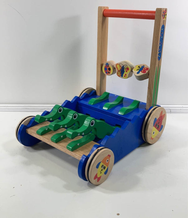 secondhand Melissa & Doug Chomp and Clack Alligator Push Toy