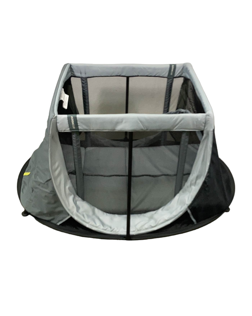 secondhand Aeromoov Instant Travel Playard, Grey Rock