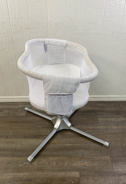 secondhand Halo BassiNest Swivel Sleeper, Premiere Series