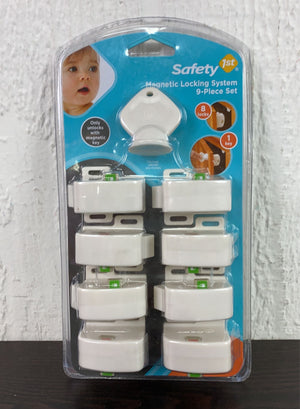 Safety 1st Magnetic Locking System