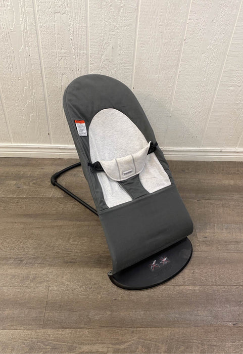 used BabyBjorn Bouncer Balance, Dark Grey/Grey, Black Frame