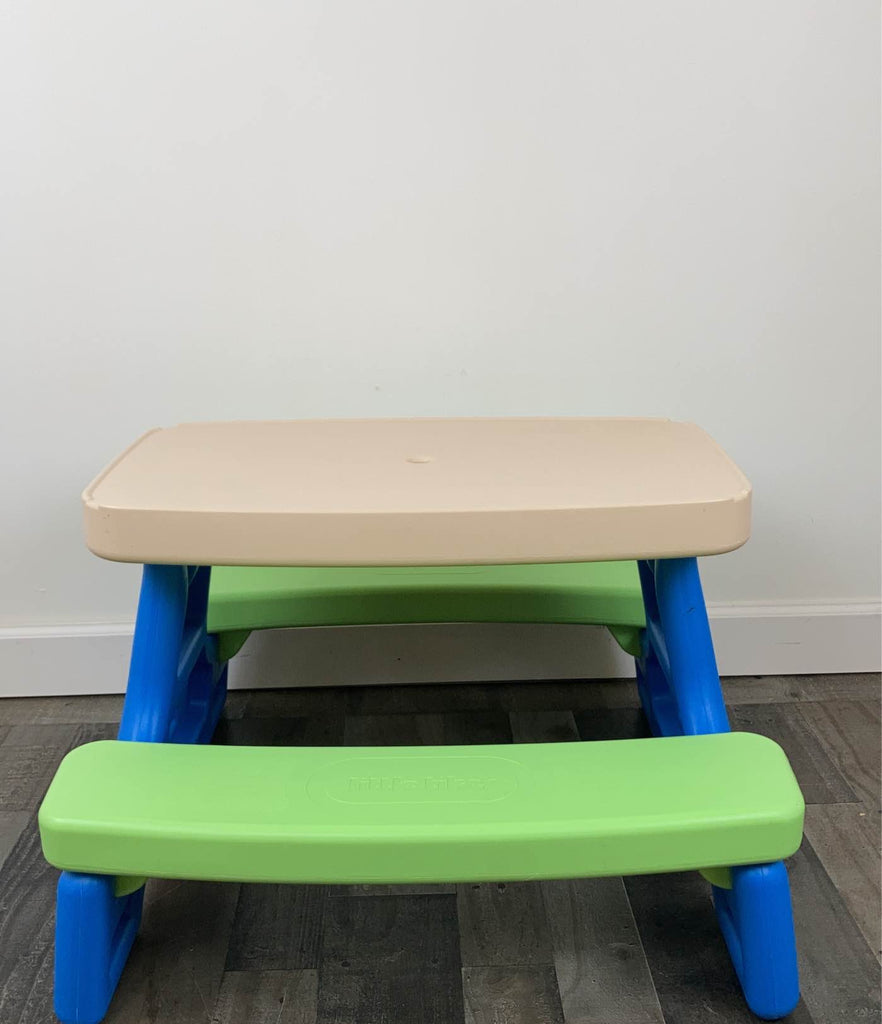 Little Tikes Easy Store Picnic Table