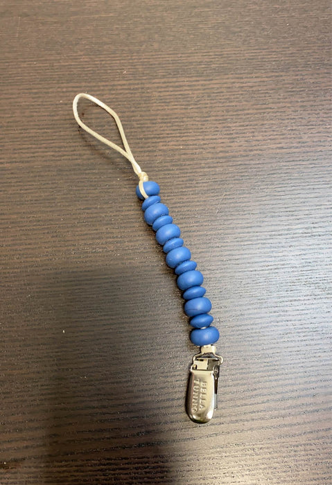 Shop BUNDLE Pacifier Clips at GoodBuy Gear