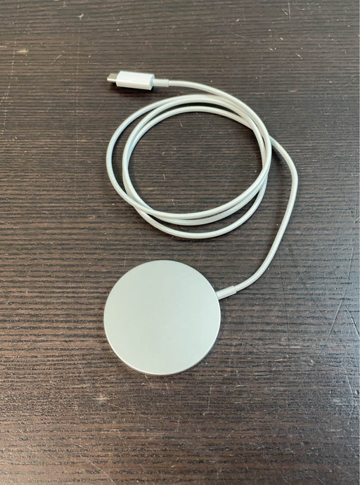 secondhand Apple MagSafe Charger