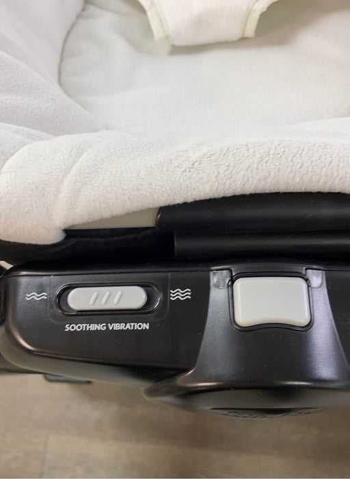 Shop Graco Pack 'n Play Nearby Seat Playard at GoodBuy Gear