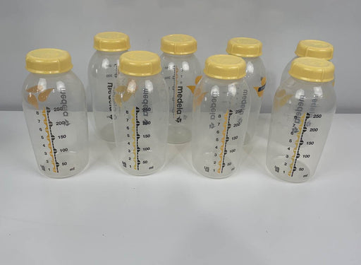 secondhand BUNDLE Medela Bottles