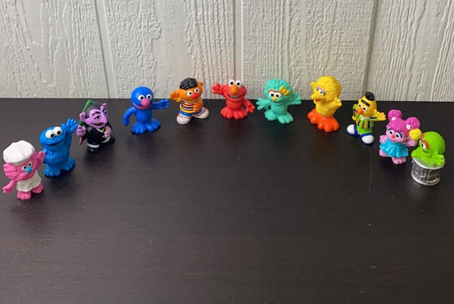 used Sesame Street Deluxe Figure Set