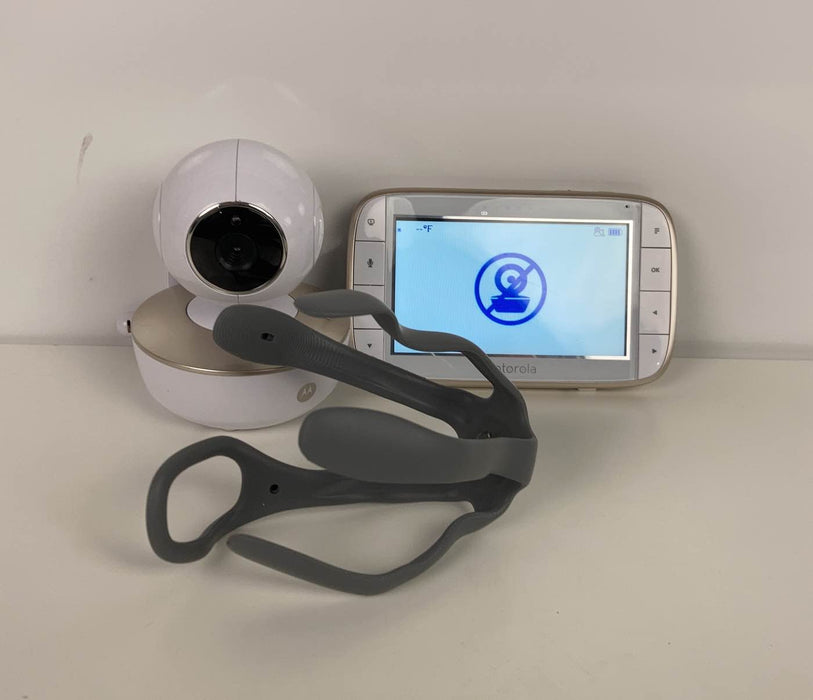 secondhand Motorola MBP855CONNECT Portable 5-Inch Color Screen Video Baby Monitor with Wi-Fi and One Camera